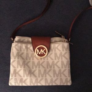 Micheal Kors authentic crossbody